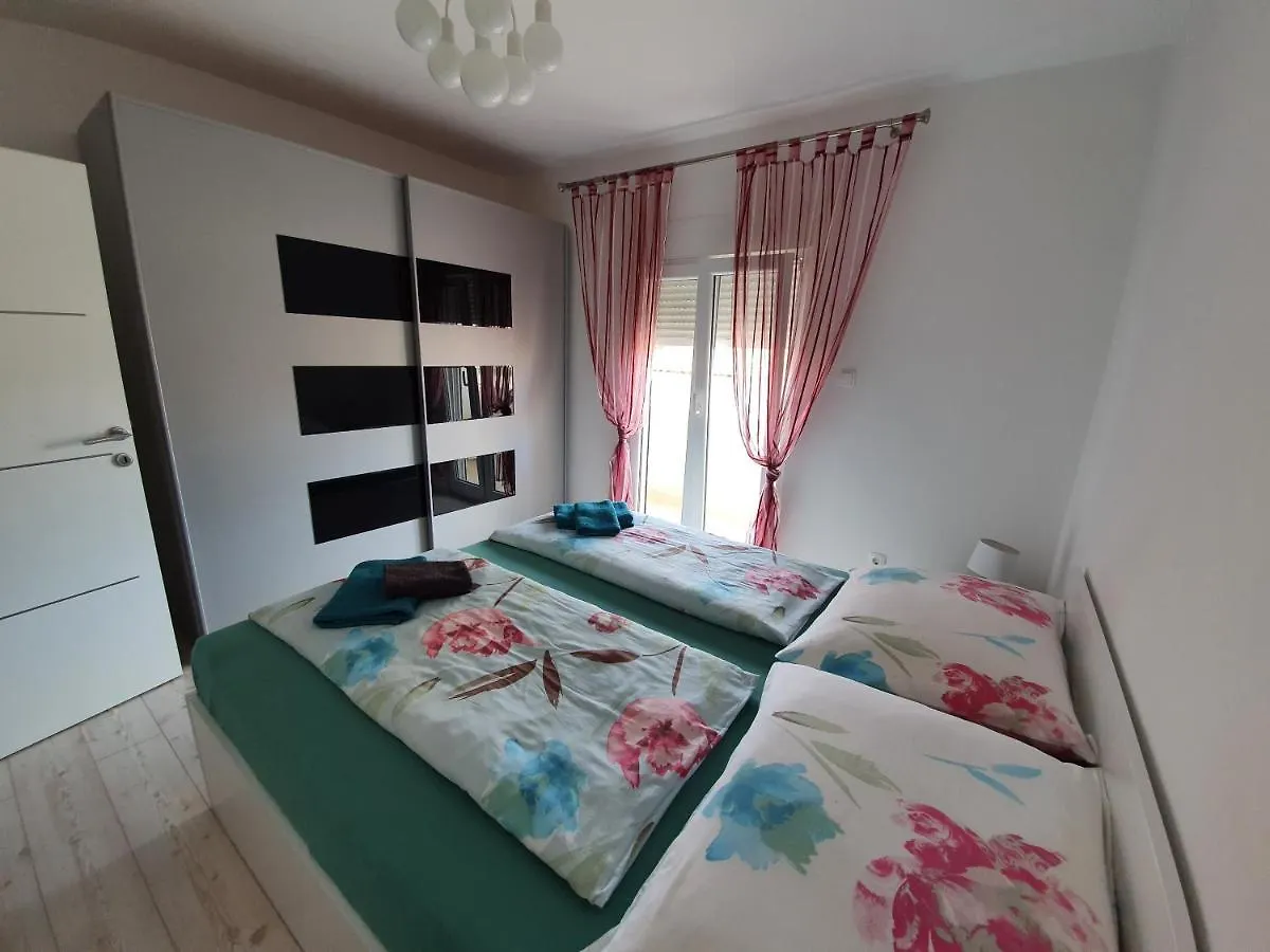 Apartmani Bozic-Tokic Krk Town Lägenhet